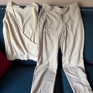 Banana Republic light pants & crème slouchy vest
